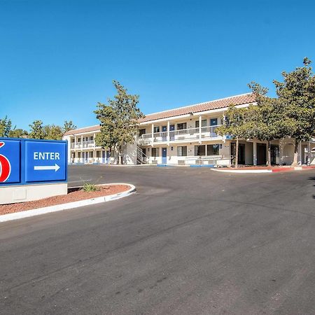 Motel 6-Redding, Ca - South Екстериор снимка