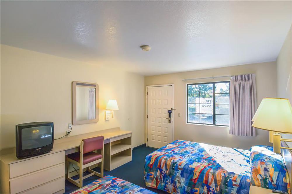Motel 6-Redding, Ca - South Стая снимка
