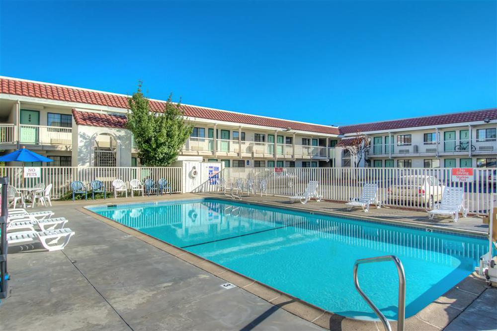 Motel 6-Redding, Ca - South Съоръжения снимка