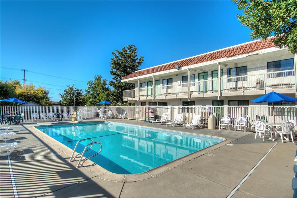 Motel 6-Redding, Ca - South Съоръжения снимка